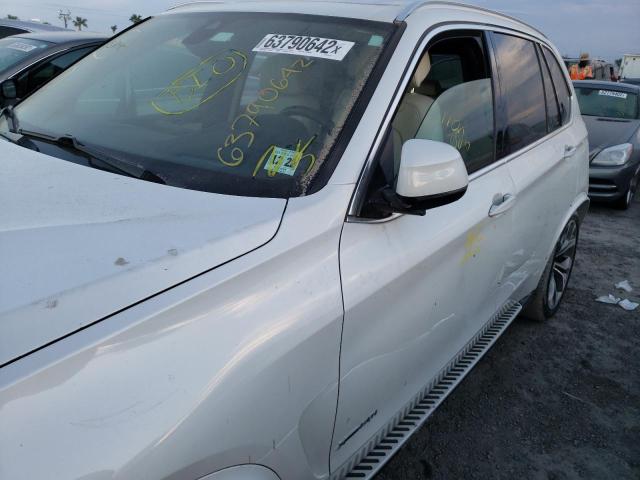 5UXKR6C53J0U14771 - 2018 BMW IX XDRIVE50I WHITE photo 9