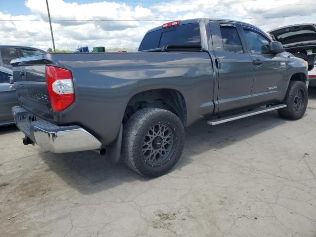 5TFRW5F17GX201656 - 2016 TOYOTA TUNDRA DOUBLE CAB SR/SR5 GRAY photo 3