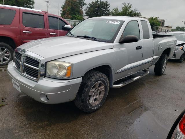 1D7HW42K57S206586 - 2007 DODGE DAKOTA SLT SILVER photo 1