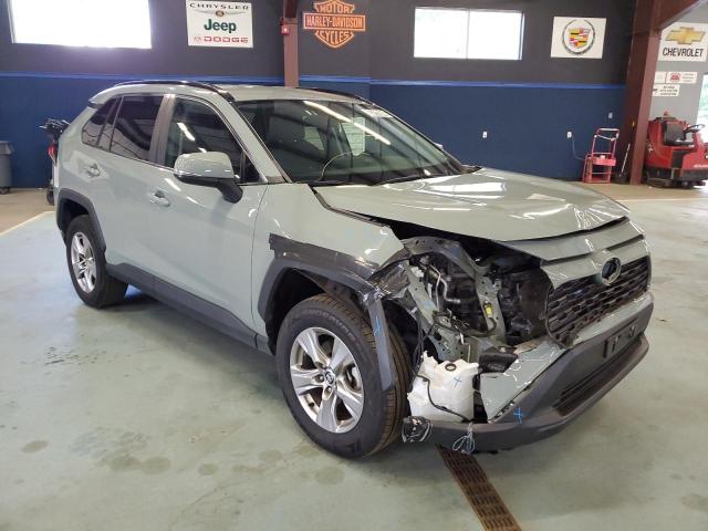 2T3P1RFV9NW264453 - 2022 TOYOTA RAV4 XLE GRAY photo 4