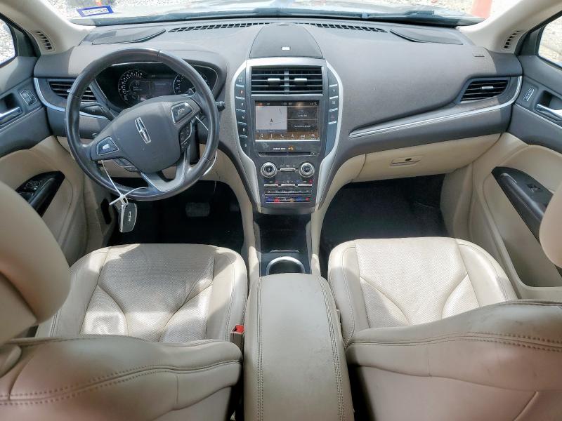 5LMCJ3C93KUL19127 - 2019 LINCOLN MKC RESERVE Bej foto 8
