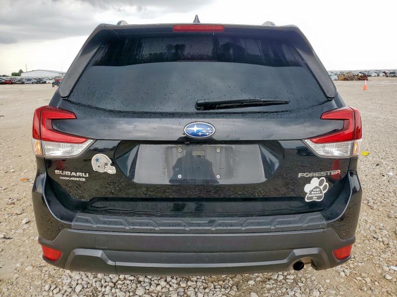 JF2SKAJC8MH528606 - 2021 SUBARU FORESTER PREMIUM 黑色 照片 6