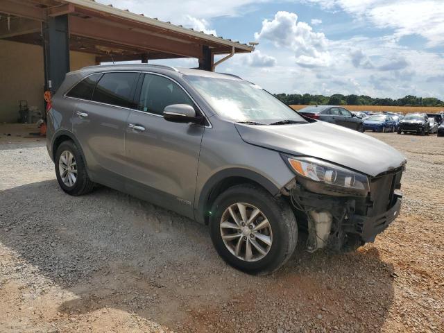 5XYPGDA53HG326926 - 2017 KIA SORENTO LX GRAY photo 4