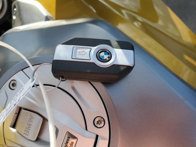 WB10K2308M6E51214 - 2021 BMW F 900 XR GOLD photo 8