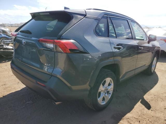 2T3P1RFVXLC088771 - 2020 TOYOTA RAV4 XLE GRAY photo 3