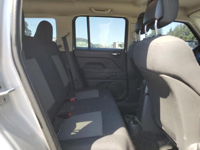 1J4NT1GA3AD656196 - 2010 JEEP PATRIOT SPORT ვერცხლისფერი ფოტო 11