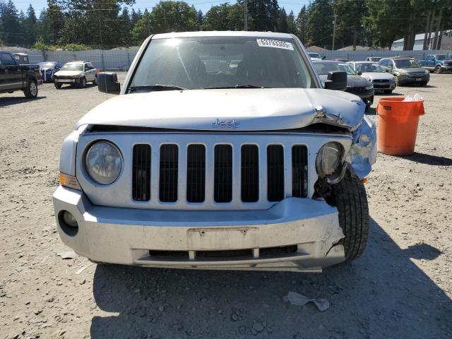 1J4NT1GA3AD656196 - 2010 JEEP PATRIOT SPORT ვერცხლისფერი ფოტო 5