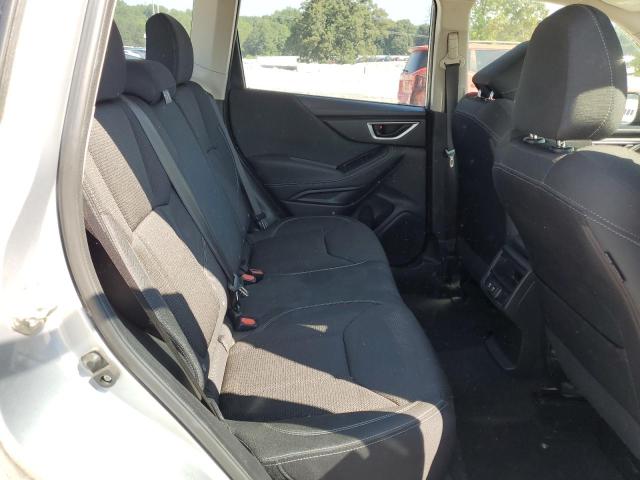 JF2SKADC5LH456225 - 2020 SUBARU FORESTER SILVER photo 11