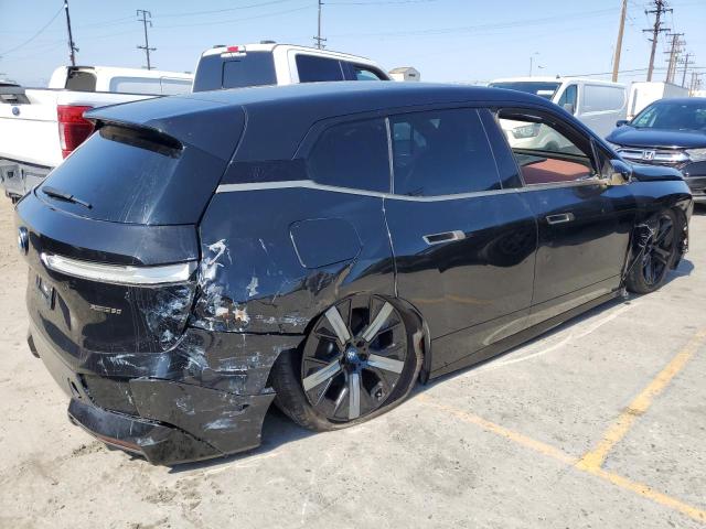 WB523CF04NCK19635 - 2022 BMW IX XDRIVE50 BLACK photo 3