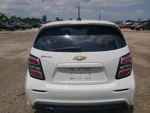 1G1JG6SH6J4106770 - 2018 CHEVROLET SONIC WHITE photo 6