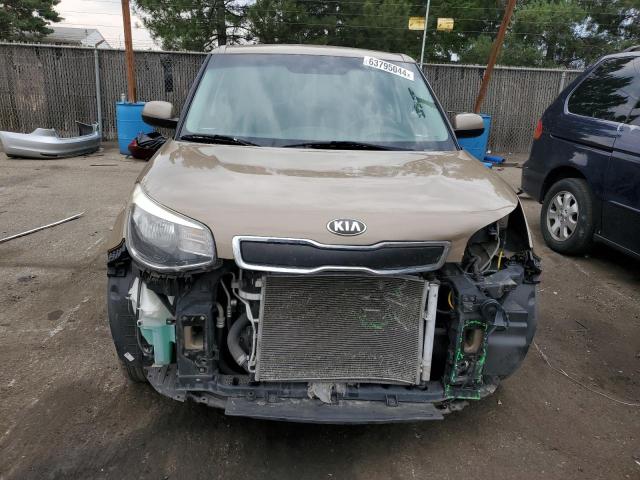 KNDJN2A22G7299994 - 2016 KIA SOUL TAN photo 5