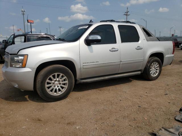 3GNTKGE75CG198748 - 2012 CHEVROLET AVALANCHE LTZ SILVER photo 1