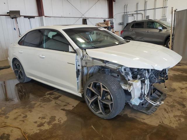 1VWMA7A33MC015139 - 2021 VOLKSWAGEN PASSAT R-LINE თეთრი ფოტო 4