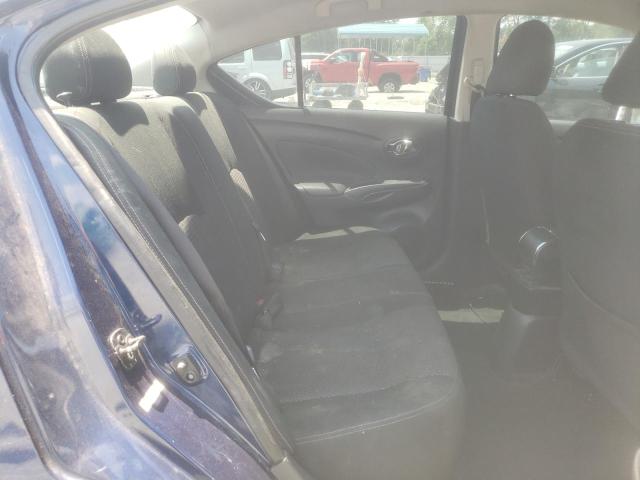 3N1CN7AP6JL817712 - 2018 NISSAN VERSA S BLUE photo 10