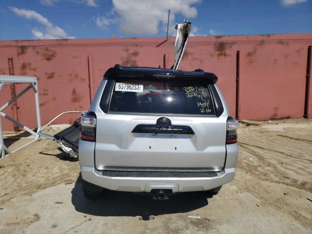 JTEBU5JRXL5776744 - 2020 TOYOTA 4RUNNER SR5/SR5 PREMIUM 银色 照片 6