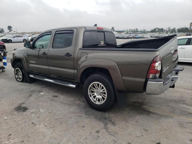 3TMJU4GNXCM136462 - 2012 TOYOTA TACOMA DOUBLE CAB PRERUNNER BROWN photo 2