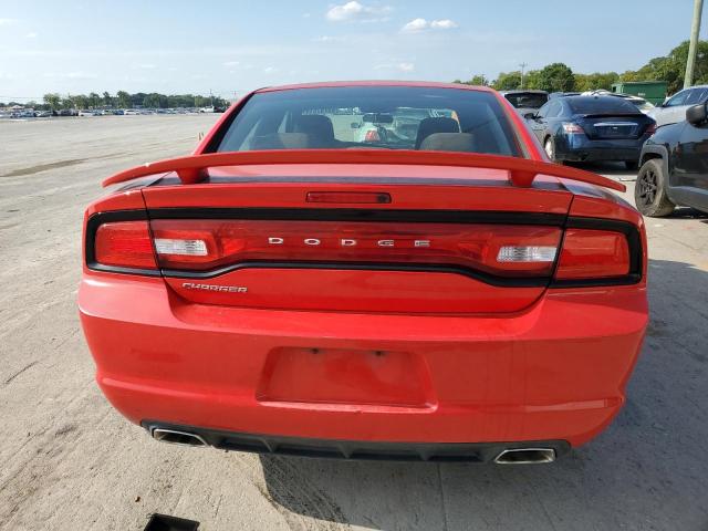 2C3CDXBG9EH308179 - 2014 DODGE CHARGER SE RED photo 6