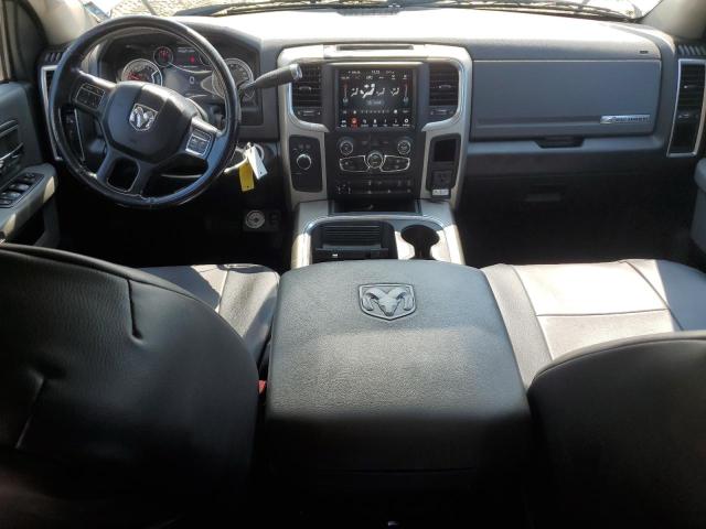 3C6UR5JJ0JG109719 - 2018 RAM 2500 SLT Blanc photo 8