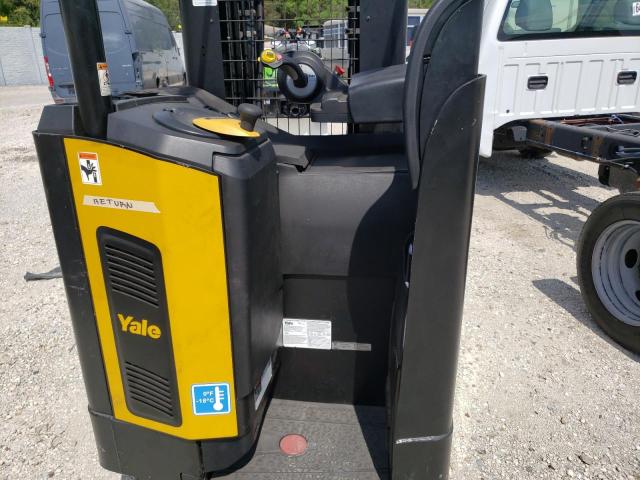 E861N01770V - 2021 YALE FORKLIFT YELLOW photo 6