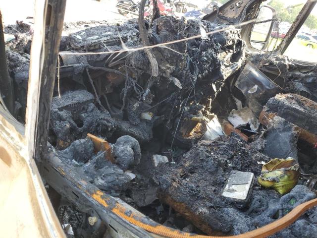 3C6TRVDG6HE511150 - 2017 RAM PROMASTER 2500 HIGH WHITE photo 8