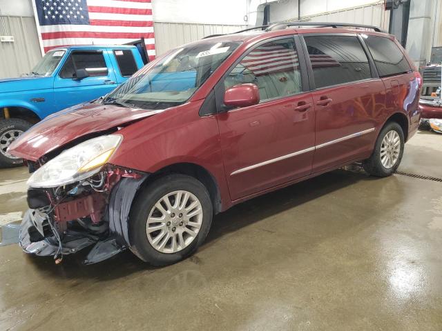 2010 TOYOTA SIENNA XLE, 
