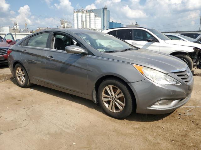 5NPEB4ACXDH665898 - 2013 HYUNDAI SONATA GLS GRAY photo 4