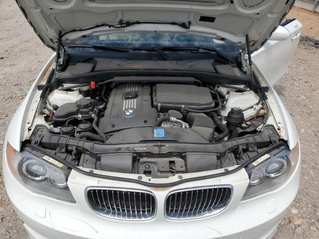 WBAUN93579VK40061 - 2009 BMW 135 I WHITE photo 11