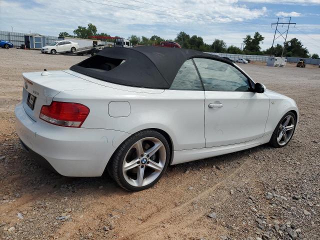 WBAUN93579VK40061 - 2009 BMW 135 I WHITE photo 3