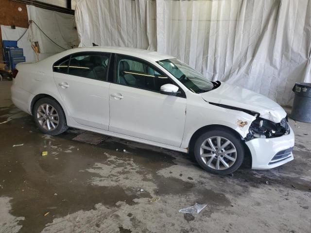 3VWD17AJ0EM237944 - 2014 VOLKSWAGEN JETTA SE WHITE photo 4