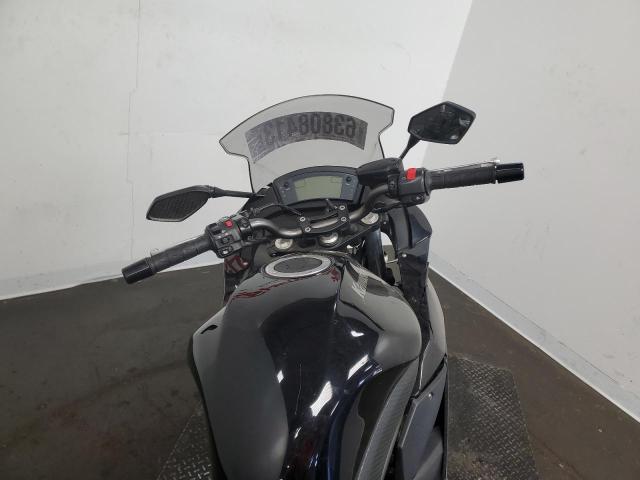 JKAEXEC1X9DA40303 - 2009 KAWASAKI EX650 C 黑色 照片 5