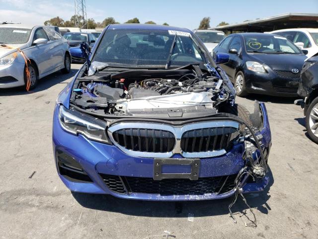 WBA5R7C50KAJ87097 - 2019 BMW 330XI BLUE photo 5