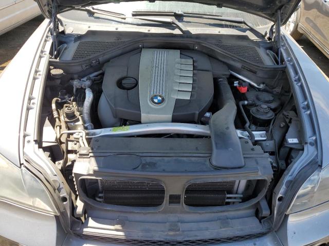 5UXZW0C58BL659439 - 2011 BMW X5 XDRIVE35D GRAY photo 11