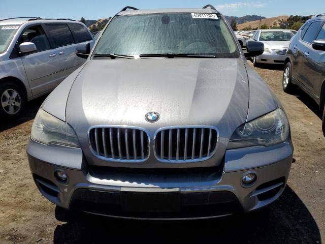 5UXZW0C58BL659439 - 2011 BMW X5 XDRIVE35D GRAY photo 5