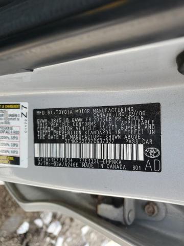 2T1KR32E27C637027 - 2007 TOYOTA COROLLA MA XR SILVER photo 12