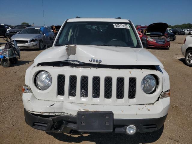 1C4NJRFB5ED664570 - 2014 JEEP PATRIOT LATITUDE WHITE photo 5