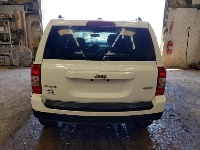 1C4NJRFB2GD758389 - 2016 JEEP PATRIOT LATITUDE WHITE photo 6