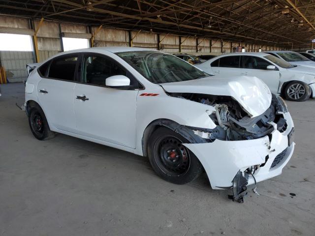 3N1AB7APXJY282774 - 2018 NISSAN SENTRA S 白色 照片 4