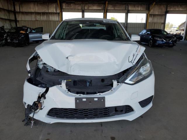 3N1AB7APXJY282774 - 2018 NISSAN SENTRA S 白色 照片 5