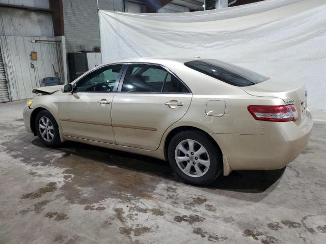 4T4BF3EK7AR073381 - 2010 TOYOTA CAMRY BASE GOLD photo 2