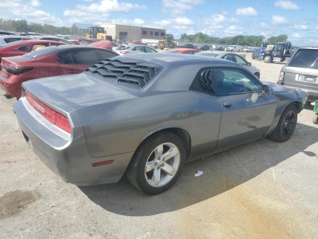 2B3CJ4DG8BH576413 - 2011 DODGE CHALLENGER GRAY photo 3