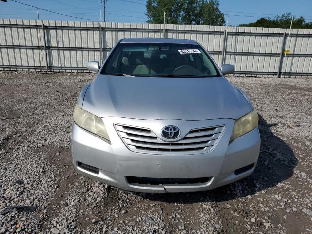 4T4BE46K69R079157 - 2009 TOYOTA CAMRY BASE SILVER photo 5