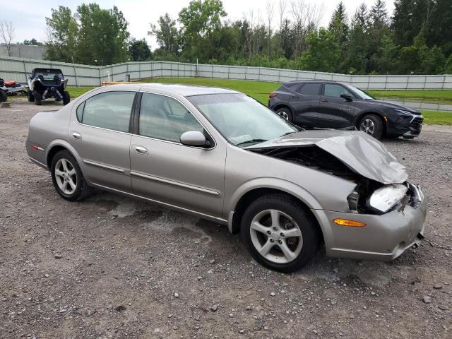 JN1CA31D11T627743 - 2001 NISSAN MAXIMA GXE SILVER photo 4