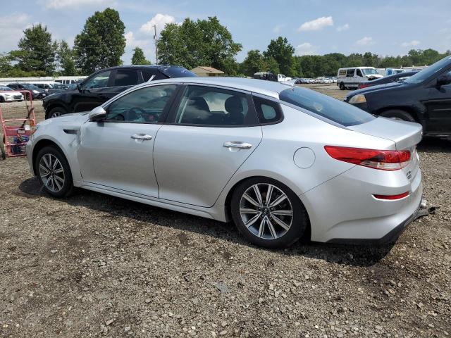 5XXGT4L3XKG380002 - 2019 KIA OPTIMA LX SILVER photo 2