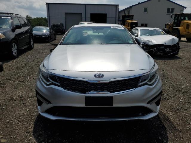 5XXGT4L3XKG380002 - 2019 KIA OPTIMA LX SILVER photo 5