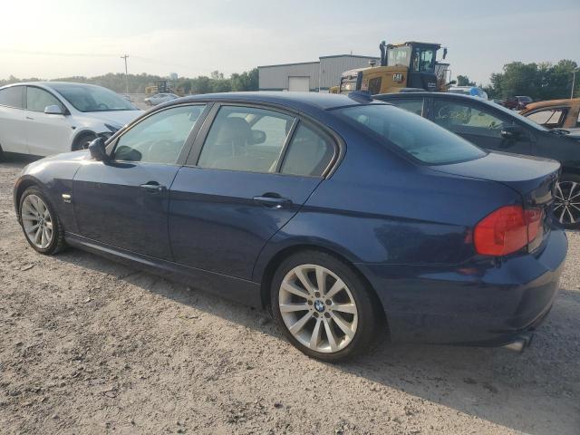 WBAPK5C59BA995501 - 2011 BMW 328 XI SULEV BLUE photo 2