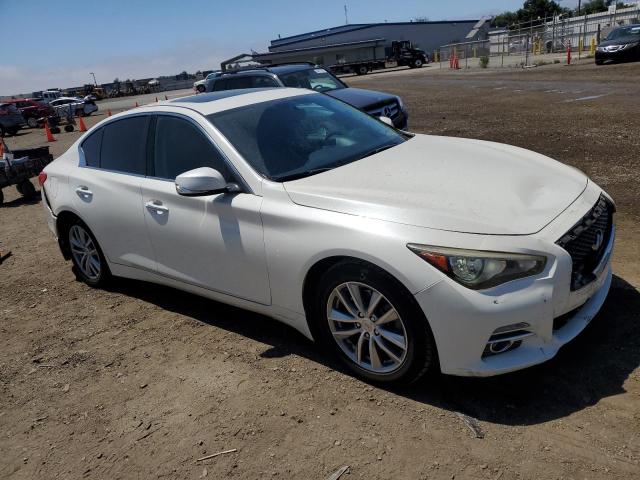 JN1EV7AP0HM732907 - 2017 INFINITI Q50 PREMIUM WHITE photo 4