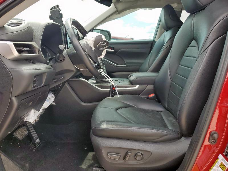 5TDGZRAHXMS049707 - 2021 TOYOTA HIGHLANDER XLE Kırmızı fotoğraf 7