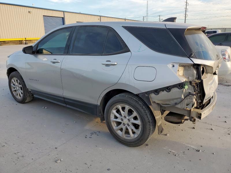 3GNAXHEV8JS550812 - 2018 CHEVROLET EQUINOX LS SILVER photo 2