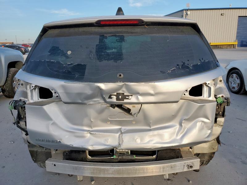 3GNAXHEV8JS550812 - 2018 CHEVROLET EQUINOX LS SILVER photo 6