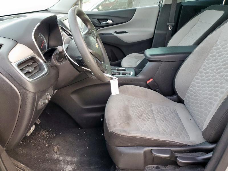 3GNAXHEV8JS550812 - 2018 CHEVROLET EQUINOX LS SILVER photo 7